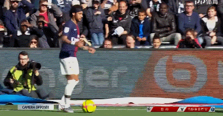 格瓦迪奥尔：我自己一个人住在曼市，足球对我来说就是一切（格瓦迪奥尔：独居曼城，足球就是我的全部）