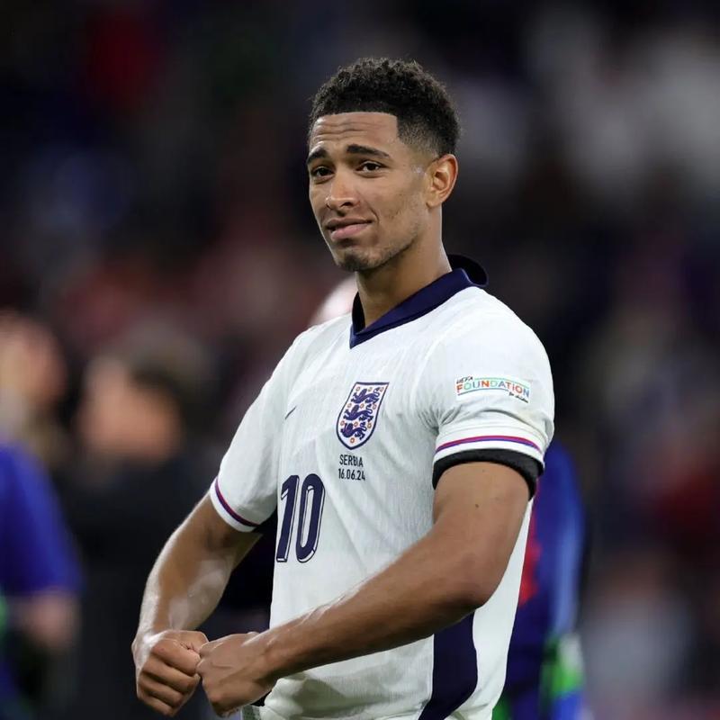 巴萨官方：拉什福德已从流感中康复，并参加了周日的训练（巴萨官宣：拉什福德流感痊愈，周日已回归训练）