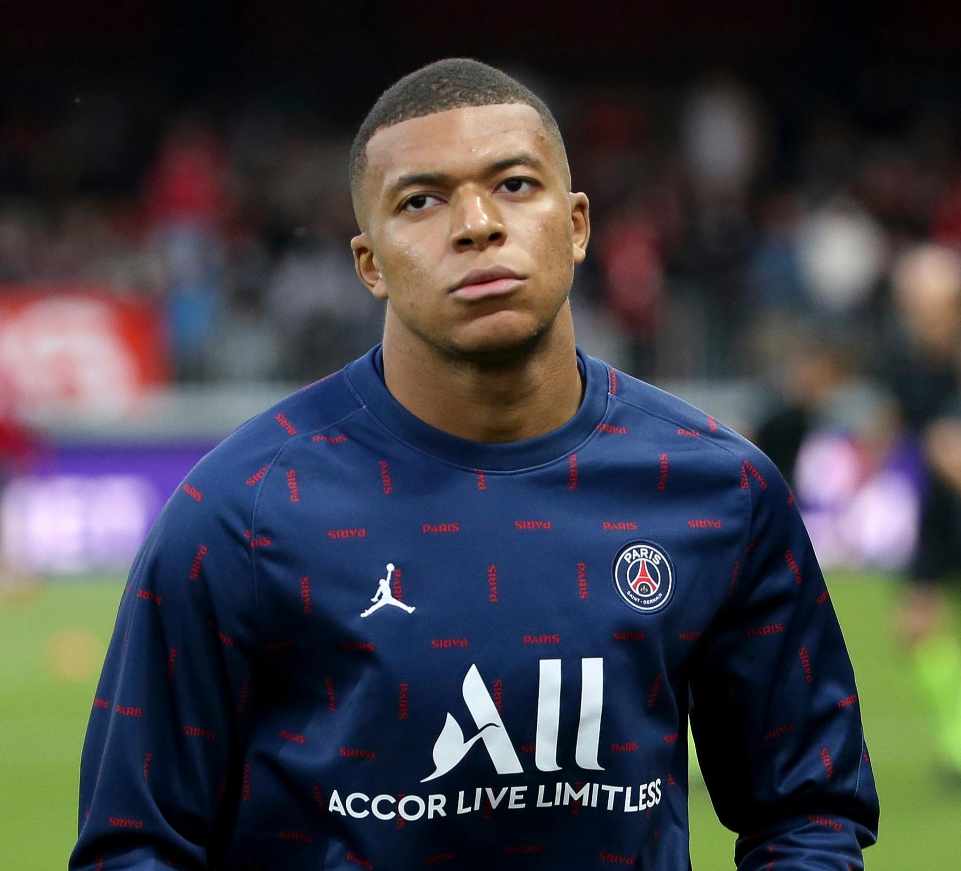 越南速度打法极具冲击力（越南快节奏打法冲击力十足）