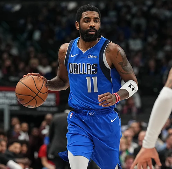 蓉城第90分钟遭扳平！李扬送点，神户点射破门2-2扳平蓉城（蓉城第90分钟遭追平：李扬送点，神户点球命中将比分改写为2-2）