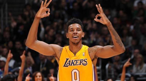 丰田强势回归F1，携手哈斯车队开启2026赛季全新篇章（丰田重磅回归F1，联手哈斯共启2026赛季新篇章）