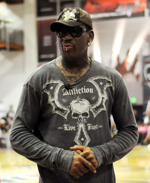 官方：2026女乙联赛将由足协和学体联共办，1月4日前预报名（2026年女乙联赛由足协与学体联联合主办，预报名截至1月4日）