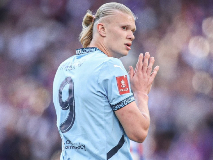 申京今日训练后接受采访（申京今日训练结束后接受采访）