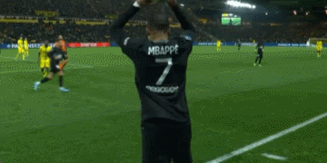 张琳芃：中超夺冠已成为过去，全力以赴打好明天的亚冠比赛